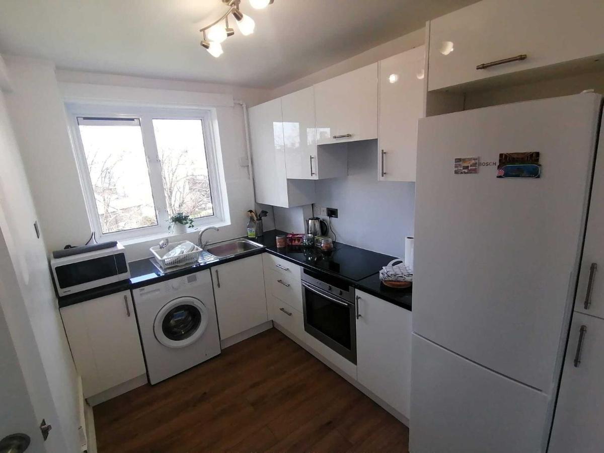 White Apartment, Your Appartement Londres